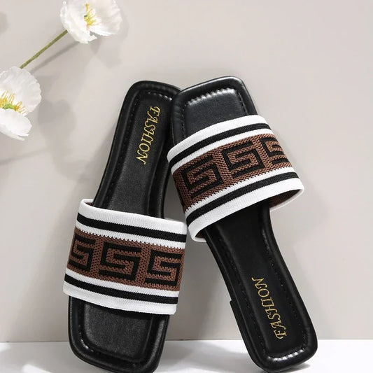 Women’s Casual Flat Sandals | Fashion Slip-On Slides for Summer & Outdoor Wear